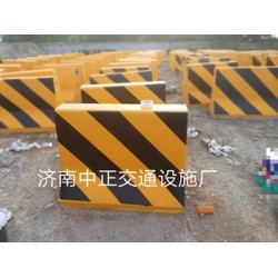 雄安新區(qū)公路水泥隔離墩廠家-水泥隔離墩穿管